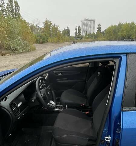 Синий Киа Рио, объемом двигателя 1.6 л и пробегом 66 тыс. км за 14000 $, фото 7 на Automoto.ua