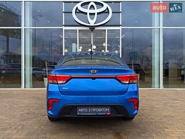 Синий Киа Рио, объемом двигателя 1.59 л и пробегом 106 тыс. км за 13777 $, фото 3 на Automoto.ua