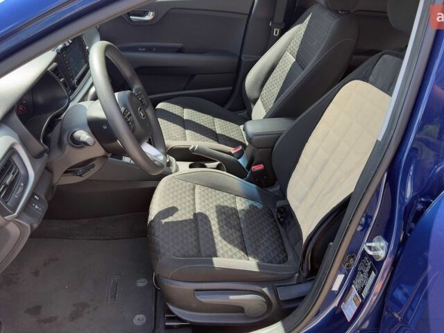 Синий Киа Рио, объемом двигателя 1.59 л и пробегом 74 тыс. км за 9300 $, фото 9 на Automoto.ua