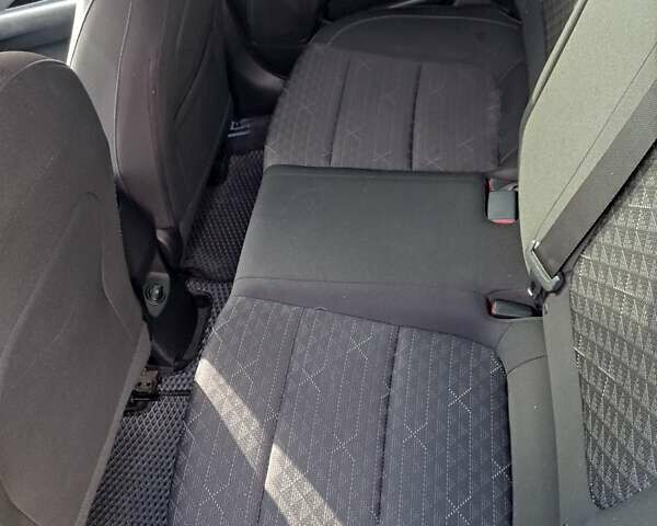 Синій Кіа Ріо, об'ємом двигуна 1.59 л та пробігом 100 тис. км за 12700 $, фото 28 на Automoto.ua