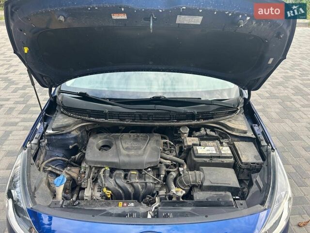 Синий Киа Рио, объемом двигателя 1.59 л и пробегом 118 тыс. км за 8900 $, фото 7 на Automoto.ua