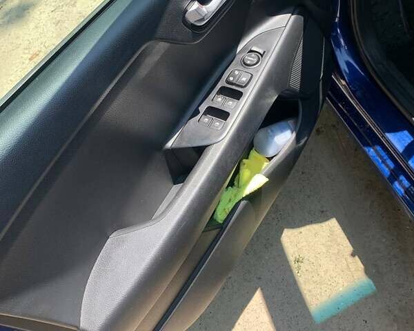 Синий Киа Рио, объемом двигателя 1.59 л и пробегом 69 тыс. км за 13700 $, фото 7 на Automoto.ua