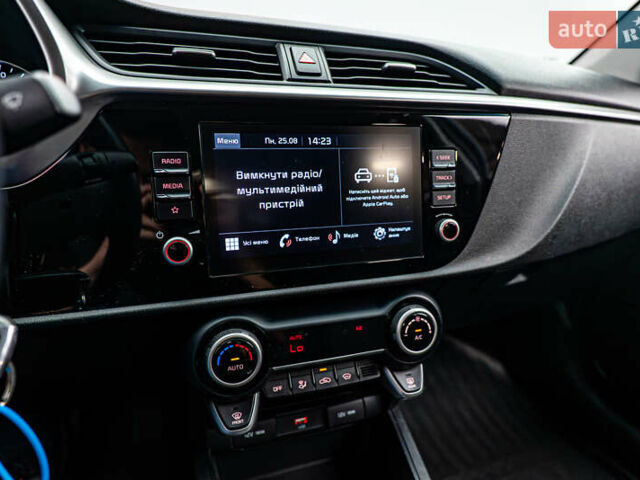 Синій Кіа Ріо, об'ємом двигуна 1.6 л та пробігом 47 тис. км за 16187 $, фото 15 на Automoto.ua