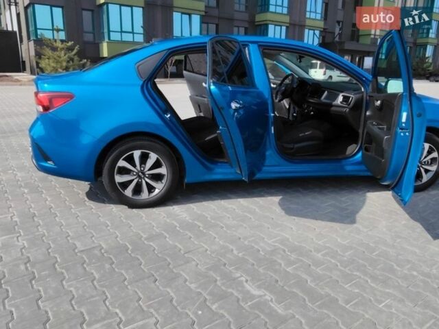 Синій Кіа Ріо, об'ємом двигуна 1.59 л та пробігом 40 тис. км за 14000 $, фото 8 на Automoto.ua