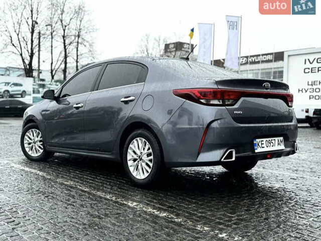 Синий Киа Рио, объемом двигателя 1.59 л и пробегом 152 тыс. км за 12900 $, фото 2 на Automoto.ua