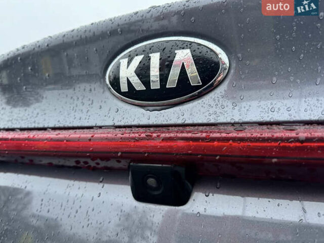 Синий Киа Рио, объемом двигателя 1.59 л и пробегом 152 тыс. км за 12900 $, фото 4 на Automoto.ua