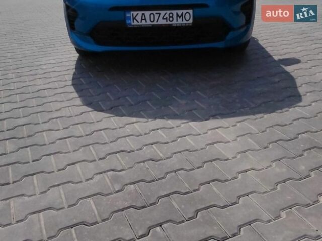 Синій Кіа Ріо, об'ємом двигуна 1.59 л та пробігом 40 тис. км за 14000 $, фото 2 на Automoto.ua