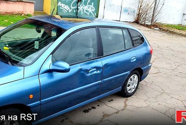 Синій Кіа Ріо, об'ємом двигуна 1.5 л та пробігом 188 тис. км за 3000 $, фото 3 на Automoto.ua