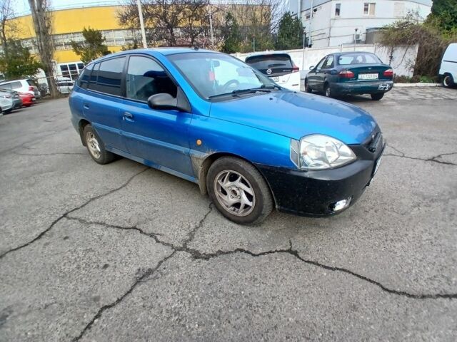 Синий Киа Рио, объемом двигателя 1.5 л и пробегом 250 тыс. км за 1900 $, фото 6 на Automoto.ua