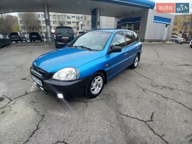 Синий Киа Рио, объемом двигателя 1.49 л и пробегом 250 тыс. км за 1900 $, фото 1 на Automoto.ua