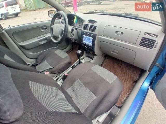 Синий Киа Рио, объемом двигателя 1.49 л и пробегом 250 тыс. км за 1900 $, фото 8 на Automoto.ua