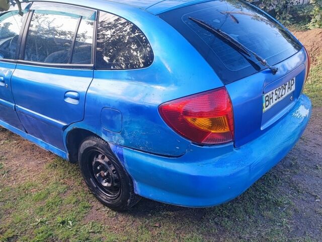 Синий Киа Рио, объемом двигателя 1.5 л и пробегом 400 тыс. км за 1299 $, фото 2 на Automoto.ua