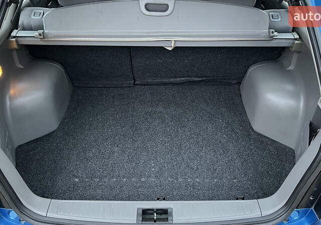 Синій Кіа Ріо, об'ємом двигуна 1.49 л та пробігом 167 тис. км за 4700 $, фото 41 на Automoto.ua