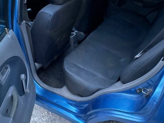 Кіа Ріо 2003 у Белой Церкве на Automoto.ua Синій Кіа Ріо, об'ємом двигуна 1.5 л та пробігом 214 тис. км за 2800 $, фото 6 на Automoto.ua