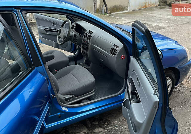 Синій Кіа Ріо, об'ємом двигуна 1.49 л та пробігом 167 тис. км за 4700 $, фото 19 на Automoto.ua