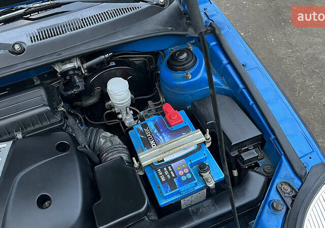 Синій Кіа Ріо, об'ємом двигуна 1.49 л та пробігом 167 тис. км за 4700 $, фото 45 на Automoto.ua