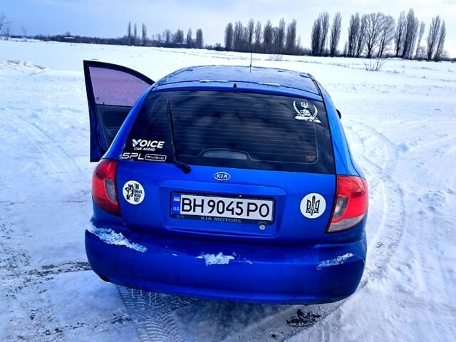 Синій Кіа Ріо, об'ємом двигуна 1.3 л та пробігом 239 тис. км за 2600 $, фото 1 на Automoto.ua