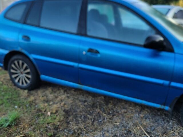 Синій Кіа Ріо, об'ємом двигуна 1.34 л та пробігом 255 тис. км за 2100 $, фото 4 на Automoto.ua