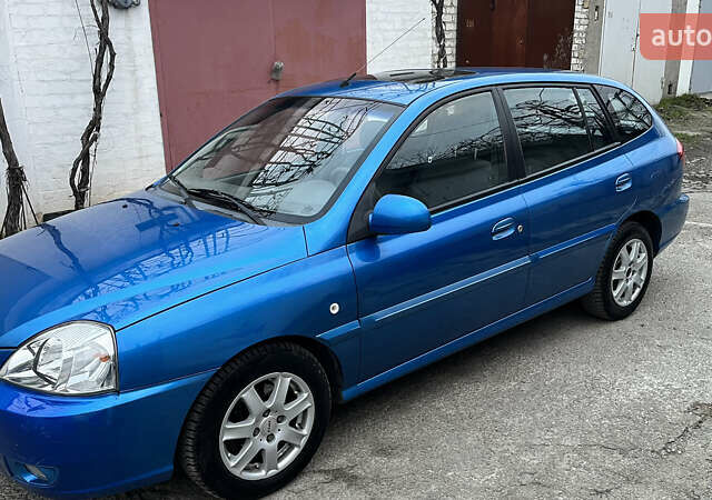 Синій Кіа Ріо, об'ємом двигуна 1.49 л та пробігом 167 тис. км за 4700 $, фото 4 на Automoto.ua