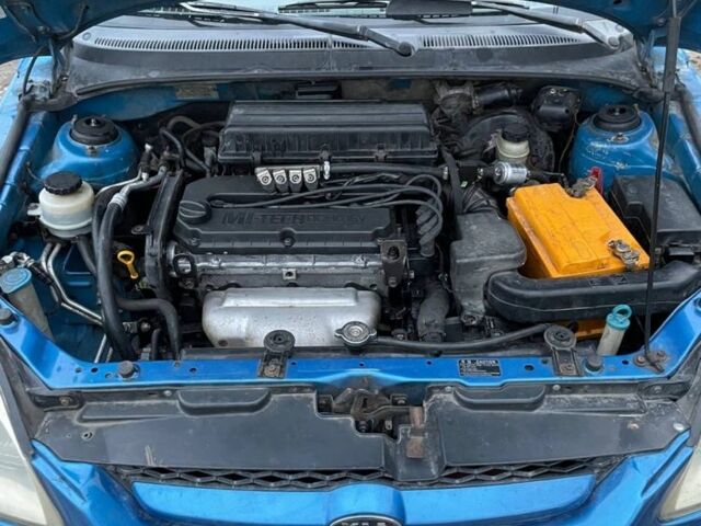 Кіа Ріо 2003 у Белой Церкве на Automoto.ua Синій Кіа Ріо, об'ємом двигуна 1.5 л та пробігом 214 тис. км за 2800 $, фото 9 на Automoto.ua