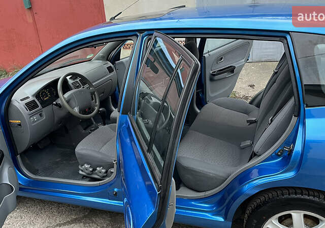 Синій Кіа Ріо, об'ємом двигуна 1.49 л та пробігом 167 тис. км за 4700 $, фото 22 на Automoto.ua