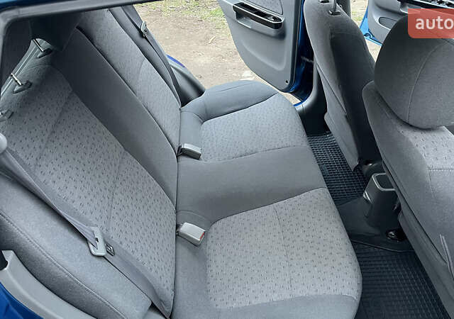 Синій Кіа Ріо, об'ємом двигуна 1.49 л та пробігом 167 тис. км за 4700 $, фото 32 на Automoto.ua