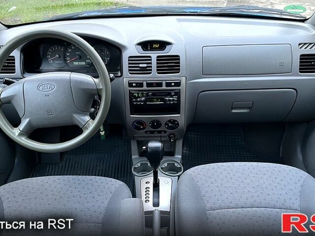 Синій Кіа Ріо, об'ємом двигуна 1.5 л та пробігом 167 тис. км за 4700 $, фото 6 на Automoto.ua