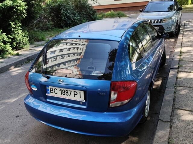 Синий Киа Рио, объемом двигателя 1.3 л и пробегом 103 тыс. км за 3099 $, фото 2 на Automoto.ua