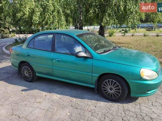 Зелений Кіа Ріо, об'ємом двигуна 1.5 л та пробігом 100 тис. км за 4200 $, фото 1 на Automoto.ua