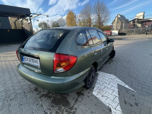 Зеленый Киа Рио, объемом двигателя 1.5 л и пробегом 180 тыс. км за 2300 $, фото 3 на Automoto.ua