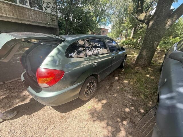 Зелений Кіа Ріо, об'ємом двигуна 1.5 л та пробігом 220 тис. км за 1900 $, фото 2 на Automoto.ua