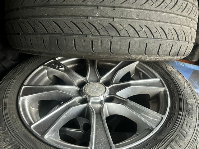 Зеленый Киа Рио, объемом двигателя 1.5 л и пробегом 235 тыс. км за 2600 $, фото 7 на Automoto.ua