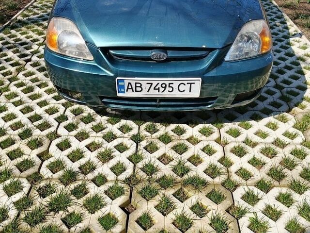 Зеленый Киа Рио, объемом двигателя 1.3 л и пробегом 336 тыс. км за 2581 $, фото 5 на Automoto.ua