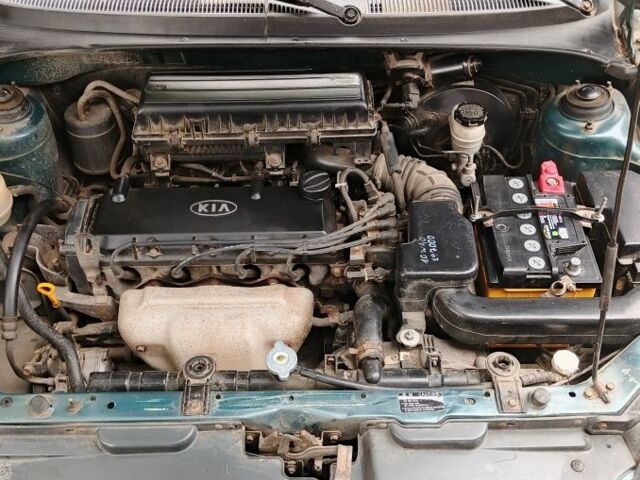 Зелений Кіа Ріо, об'ємом двигуна 1.3 л та пробігом 554 тис. км за 2800 $, фото 2 на Automoto.ua