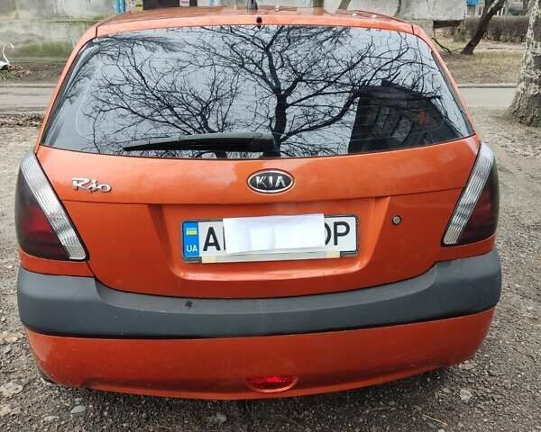 Оранжевый Киа Рио, объемом двигателя 1.4 л и пробегом 181 тыс. км за 5100 $, фото 3 на Automoto.ua