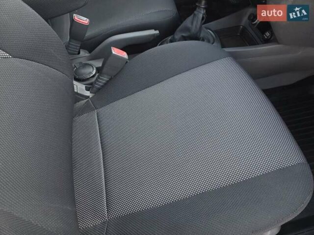 Оранжевый Киа Рио, объемом двигателя 1.4 л и пробегом 232 тыс. км за 3999 $, фото 25 на Automoto.ua