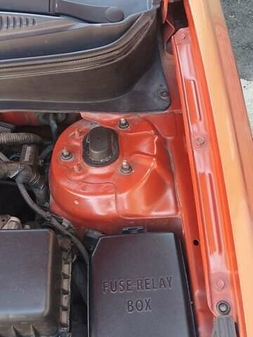 Помаранчевий Кіа Ріо, об'ємом двигуна 1.4 л та пробігом 164 тис. км за 5600 $, фото 13 на Automoto.ua