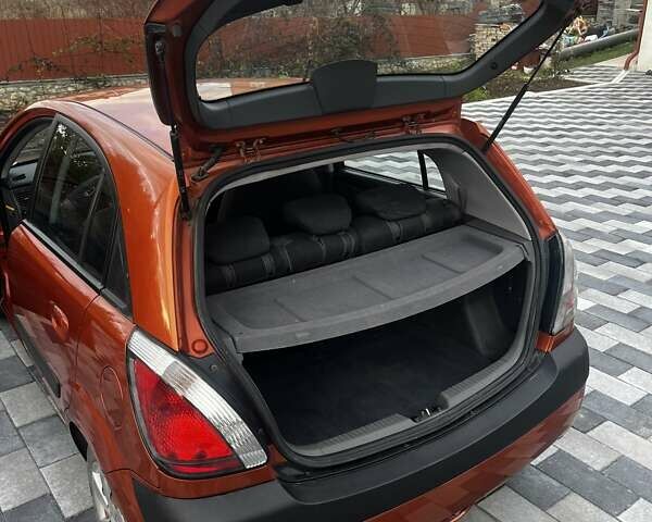 Кіа Ріо 2008 у Тернополі на Automoto.ua Помаранчевий Кіа Ріо, об'ємом двигуна 1.4 л та пробігом 230 тис. км за 3900 $, фото 26 на Automoto.ua