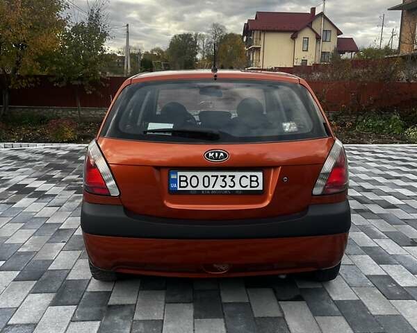 Кіа Ріо 2008 у Тернополі на Automoto.ua Помаранчевий Кіа Ріо, об'ємом двигуна 1.4 л та пробігом 230 тис. км за 3900 $, фото 12 на Automoto.ua