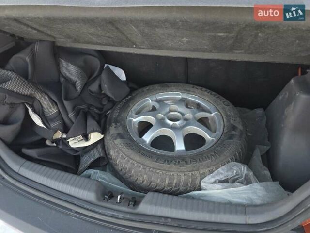 Оранжевый Киа Рио, объемом двигателя 1.4 л и пробегом 232 тыс. км за 3999 $, фото 36 на Automoto.ua