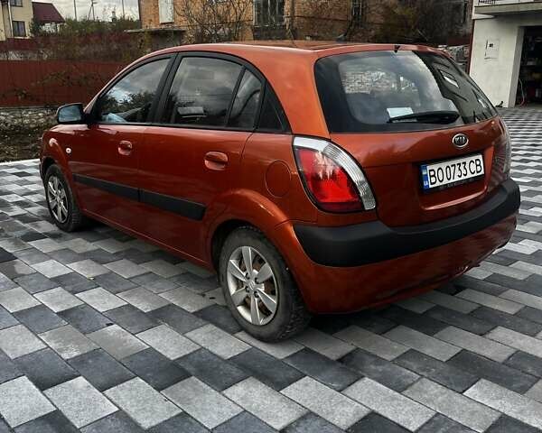 Кіа Ріо 2008 у Тернополі на Automoto.ua Помаранчевий Кіа Ріо, об'ємом двигуна 1.4 л та пробігом 230 тис. км за 3900 $, фото 11 на Automoto.ua
