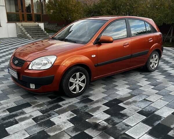 Кіа Ріо 2008 у Тернополі на Automoto.ua Помаранчевий Кіа Ріо, об'ємом двигуна 1.4 л та пробігом 230 тис. км за 3900 $, фото 17 на Automoto.ua