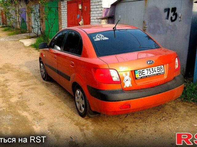 Оранжевый Киа Рио, объемом двигателя 1.3 л и пробегом 138 тыс. км за 5500 $, фото 6 на Automoto.ua
