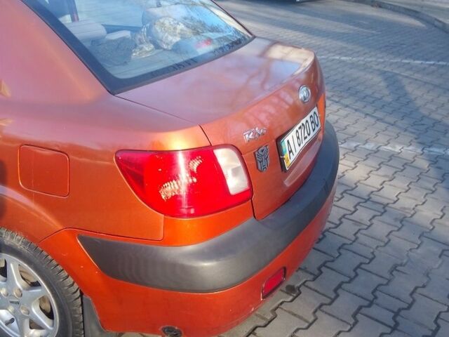 Помаранчевий Кіа Ріо, об'ємом двигуна 1.4 л та пробігом 447 тис. км за 3900 $, фото 7 на Automoto.ua