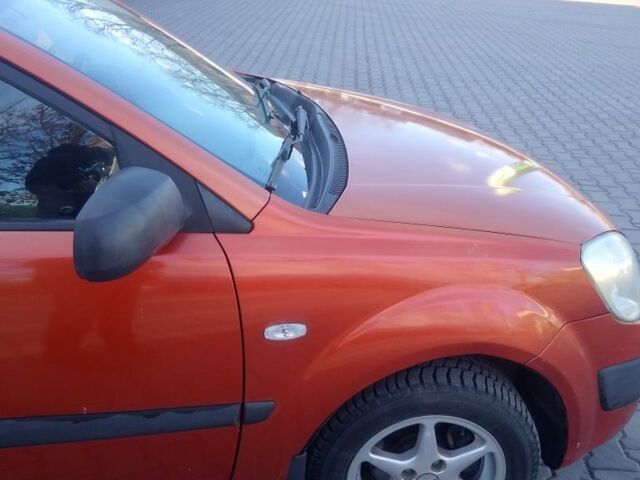 Оранжевый Киа Рио, объемом двигателя 1.4 л и пробегом 447 тыс. км за 4200 $, фото 3 на Automoto.ua