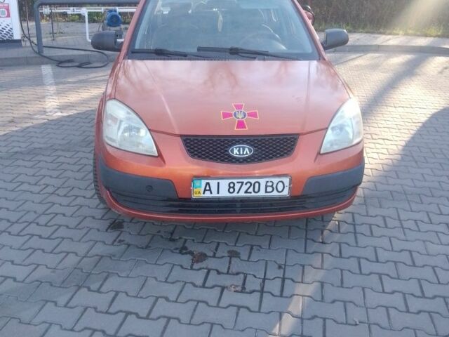 Оранжевый Киа Рио, объемом двигателя 1.4 л и пробегом 447 тыс. км за 4200 $, фото 11 на Automoto.ua