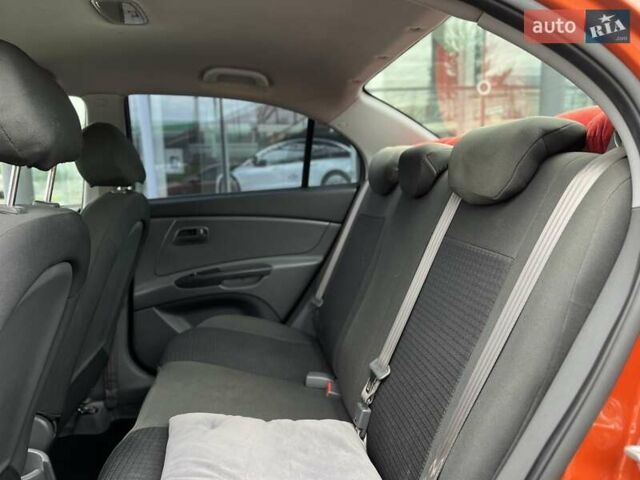 Оранжевый Киа Рио, объемом двигателя 0 л и пробегом 123 тыс. км за 4500 $, фото 20 на Automoto.ua