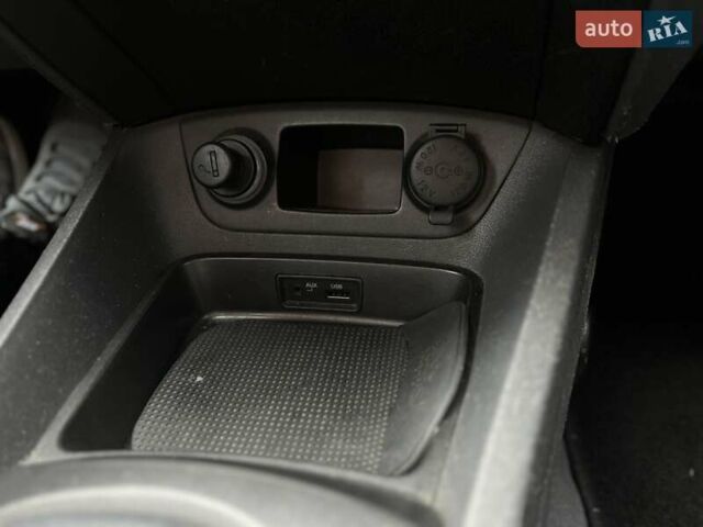 Оранжевый Киа Рио, объемом двигателя 0 л и пробегом 123 тыс. км за 4500 $, фото 16 на Automoto.ua