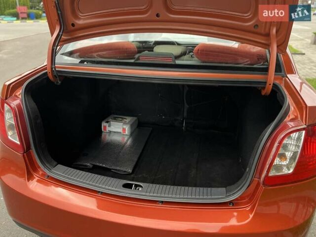 Оранжевый Киа Рио, объемом двигателя 0 л и пробегом 123 тыс. км за 4500 $, фото 23 на Automoto.ua