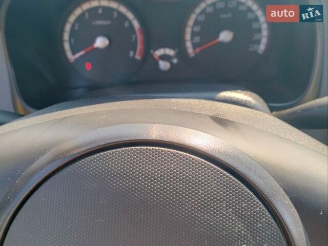 Оранжевый Киа Рио, объемом двигателя 1.4 л и пробегом 125 тыс. км за 5000 $, фото 11 на Automoto.ua